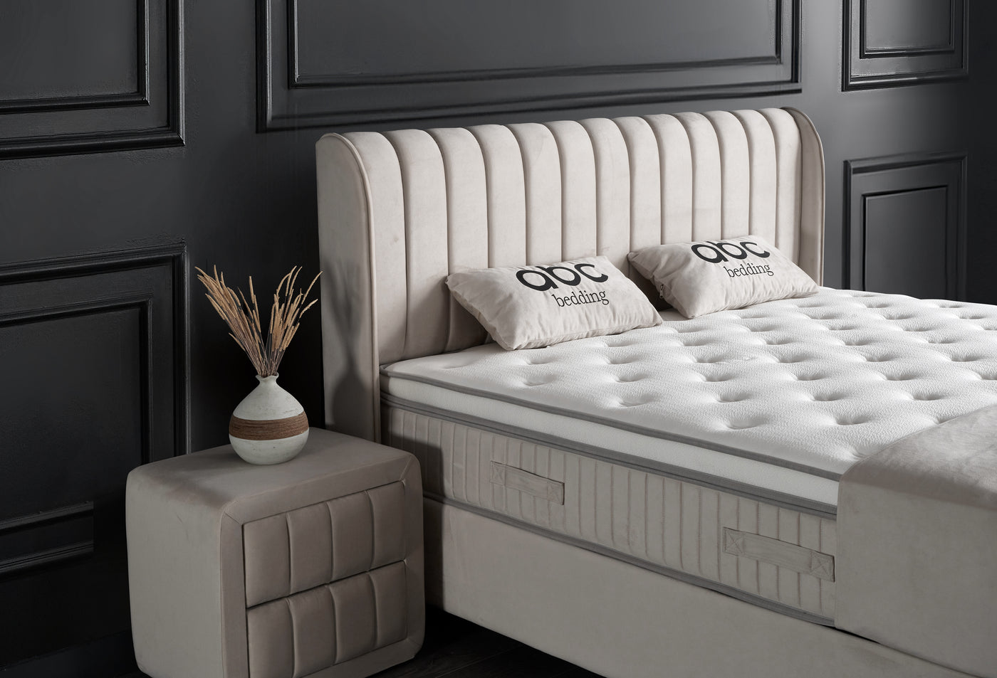 Mabel Boxspringbett Stauraum Bettkasten Samt Beige Boxbett von ABC Bedding